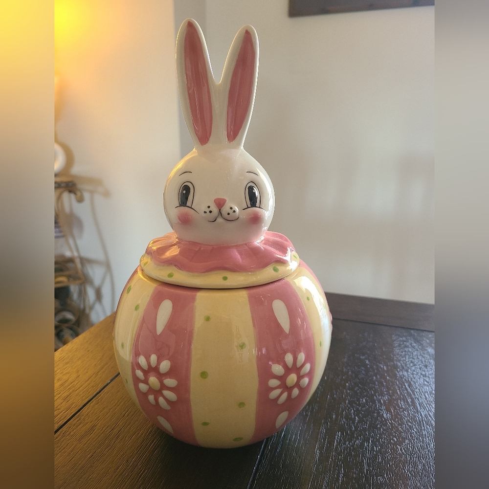 Carnival Cottage by Johanna Parker & Magenta Rabbit Canister